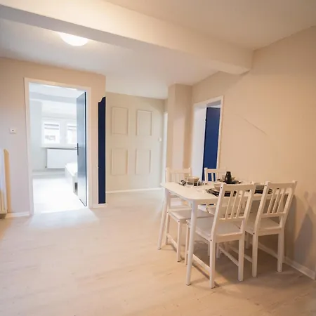 Διαμέρισμα Vista City 3 *